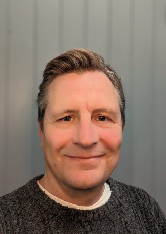 Portrait of Steve Thom